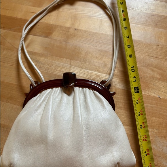 Ande Mid-Century Cream Leather and Lucite Tortoise Shell Bag - Picture 4 of 8